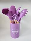 Kit c/ 12 peças utensílios de silicone com cabo de madeira