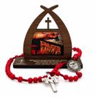 Kit Capela e Terço emborrachado Mãos Ensanguentada Kit Capela e Terço emborrachado Mãos Ensanguentada