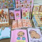 Kit Capivara Completo Caderno Caneta Adesivo Lápis Borracha Kit Capivara Completo Caderno Caneta Adesivo Lápis Borracha