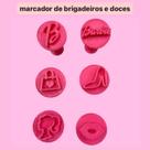 Kit Carimbos para Brigadeiros - Tema Barbie - D250522 - Ideal para Doces e Cupcakes Kit Carimbos para Brigadeiros - Tema Barbie - D250522 - Ideal para Doces e Cupcakes