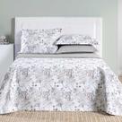 Kit Cobre Leito Colcha Maggy Casal 3 Peças Dupla Face Percale 200 Fios - Portea Floral Cinza - 80% Algodão / 20% Poliéster Kit Cobre Leito Colcha Maggy Casal 3 Peças Dupla Face Percale 200 Fios - Portea Floral Cinza - 80% Algodão / 20% Poliéster