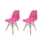 Kit com 2 Cadeiras Eames Dsw Madeira com Assento Preto em Polipropileno Moderno e Resistente