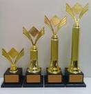 Kit com 4 troféus de xadrez (21 cm, 32 cm, 38 cm, 44 cm).