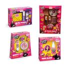 Kit Completo 4 em 1 Emilly Vick & Katlen dos Rosa 1 Hair Glow, 1 Beauty Mix, 1 Tô Pronta e 1 Nails - Brink Model Kit Completo 4 em 1 Emilly Vick & Katlen dos Rosa 1 Hair Glow, 1 Beauty Mix, 1 Tô Pronta e 1 Nails - Brink Model