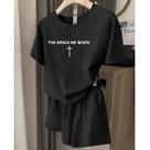 Kit Conjunto Feminino Camiseta e Shorts Tac Tel Tua Graça Me Basta Jesus Cristo Cristã Religiosa Motivação Estiloso Moderno Tendencia