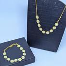 Kit Conjunto Feminino Colar e Pulseira Flor Margarida Branca Colorida Choker Folheado Ouro Têndencia Moda Blogueira