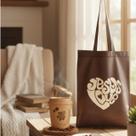 Kit Copo Café com Deus Pai 2026 e Bag Jesus Love