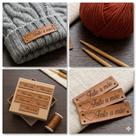 Kit de 20 etiquetas de material sintético FEITO A MÃO, crochê, croche, tapete, fio de malha, bolsas Kit de 20 etiquetas de material sintético FEITO A MÃO, crochê, croche, tapete, fio de malha, bolsas