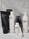 Kit de hidratação dos Pés a Cabeça 1 Sab e 1 Espuma Sensação Ultra Leve 1 Hidrat Corporal e 1 hidrat Facial Alto Desempenho 1 Sérum Capilar noturno