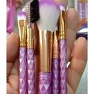 Kit de Pincéis de Maquiagem Roxo com Cabos Texturizados 5 Unidades