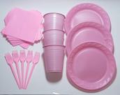 Kit descartaveis coloridos para festa, garfo, prato, copo e guardanapo. 200 unidades