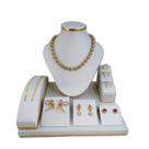 Kit Expositores de Joias Cora - BASE QUADRADA COM DOURADO - OFF WHITE