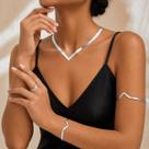 Kit Feminino 4 Peças Colar Pulseiras Anel Elegante Luxo Fest - Kit Feminino 4 Peças Colar Pulseiras Anel Elegante Luxo Fest -