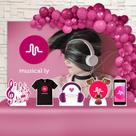 Kit Festa Ouro Musical Ly - IMPAKTO VISUAL Kit Festa Ouro Musical Ly - IMPAKTO VISUAL