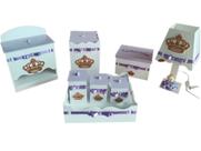 kit higiene bebe 08 peças passa fitas em mdf pintado Branco com lilás apliques de coroa dourada luxo