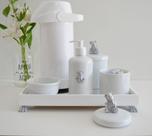 Kit Higiene Bebe Completo K030 Prata Moderno Porcelanas Bandeja Menino Menina Térmica 500 ml Gel Kit Higiene Bebe Completo K030 Prata Moderno Porcelanas Bandeja Menino Menina Térmica 500 ml Gel