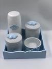 Kit Higiene Porcelana Bandeja Mdf Térmica Branca Tema Nuvem Azul