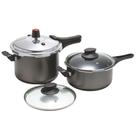 Kit Jogo de Panelas de Pressão 3L e 4,5L com fechamento externo e tampa de vidro temperado p/ servir Kit Jogo de Panelas de Pressão 3L e 4,5L com fechamento externo e tampa de vidro temperado p/ servir
