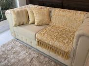 Kit Manta Floral e 4 Capas de Almofadas Dourado 45cmx45cm