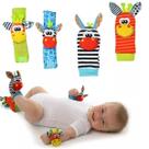 Kit meias e Pulseiras 4 peças para bebê infantil Chocalho