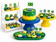 Kit Mesa Decorativa Brasil Escadinha Boleiras Bandejas Porta Doces Ideal para Festas e Eventos Kit Mesa Decorativa Brasil Escadinha Boleiras Bandejas Porta Doces Ideal para Festas e Eventos