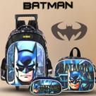 Kit Mochila com Rodas + Lancheira Térmica + Estojo Triplo Batman Kit Mochila com Rodas + Lancheira Térmica + Estojo Triplo Batman