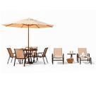 Kit Móveis Piscina Jogo de Mesa, Espreguiçadeiras, Mesinha e Guarda Sol