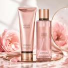 Kit OriginalBody Splash 250ml e Creme Hidratante Velvet Petals 236ml Victorias Secret Kit OriginalBody Splash 250ml e Creme Hidratante Velvet Petals 236ml Victorias Secret