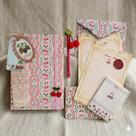 Kit Papelaria Fofa Vintage Amore Mio com Caderno Espiral Caneta Cereja e Papel de Carta Itens de Papelaria Estética Ro