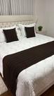 Kit Peseira Manta Trança Tricot Cama King 260x60cm Madrid + 2 capas