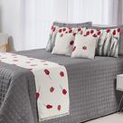 Kit Peseira Padrão com Capas de Almofadas 3 Peças Tulipa Vermelha Kit Peseira Padrão com Capas de Almofadas 3 Peças Tulipa Vermelha