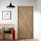 Kit Porta de Madeira Frisada 210x92cm Batente 14cm Fechadura Rolete e Puxador Rodam Portas