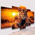 Kit Quadro Decorativo 5 Peças Família Leoa Rainha 2 Filhotes Colorido Colorido