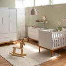 Kit Quarto Infantil Theo com Pés Square Mel - Berço + Cômoda 3 Gavetas e 1 Porta + Guarda-Roupa 3 Portas - Branco Fosco