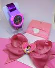 Kit Relógio Digital Meninas Personagens Desenho Princesas Disney Sports + Conjunto 5 Pulseiras Miçangas Laço Infantil