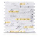 Kitchen Backsplash Tile Art3d Volakas White com metal dourado