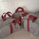 Kits De Bolsa Personalizado No Linho Na Cor Cinza Fitas Bordo