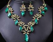 L3512-Conjunto Feminino Colar e Brinco Zirconia Flor Roxo Verde Esmeralda Festa Formatura Madrinha Namorados Delicado L3512-Conjunto Feminino Colar e Brinco Zirconia Flor Roxo Verde Esmeralda Festa Formatura Madrinha Namorados Delicado
