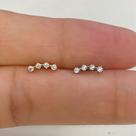 Labret titânio com 4 pontinhos e zircônias cristais Labret titânio com 4 pontinhos e zircônias cristais