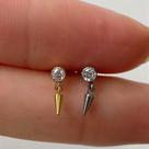 Labret titânio ponto de luz com pingente spike Labret titânio ponto de luz com pingente spike