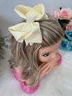 Laço Infantil Amarelo Claro com Pérolas para Cabelo - Maria Eduarda