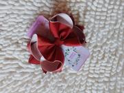 Laço prendedor de cabelo bico de Pato, presilha, cor vermelho terra/bege