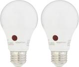 Lâmpada LED para exterior Amazon Basics Dusk to Dawn, pacote com 2 unidades