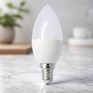 Lâmpada Led Vela Leitosa E14 Luz Quente 3000k 4w Bivolt