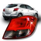 Lanterna Freio Onix Lado Direito Passageiro ano 2013 A 2016 Luz Escurecida Fumê 1.0 Lt Ls 1.4 Ltz Effect hatch Lollapalooza