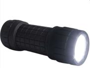 Lanterna Pequena 9 Leds Emborrachada A Pilha ilumação