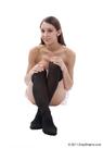 Leg Avenue Meia 7/8 Opaca de Nylon Preta Plus Size 1X/2X