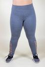 Legging cinza com recorte na lateral plus size