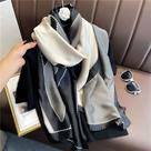 lenço cachecol esharp toque de seda 180x90cm preto e creme
