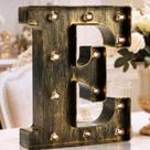 Letra Marquee OYCBUZO Dorada Negra con LED Estilo Vintage 22.6 cm